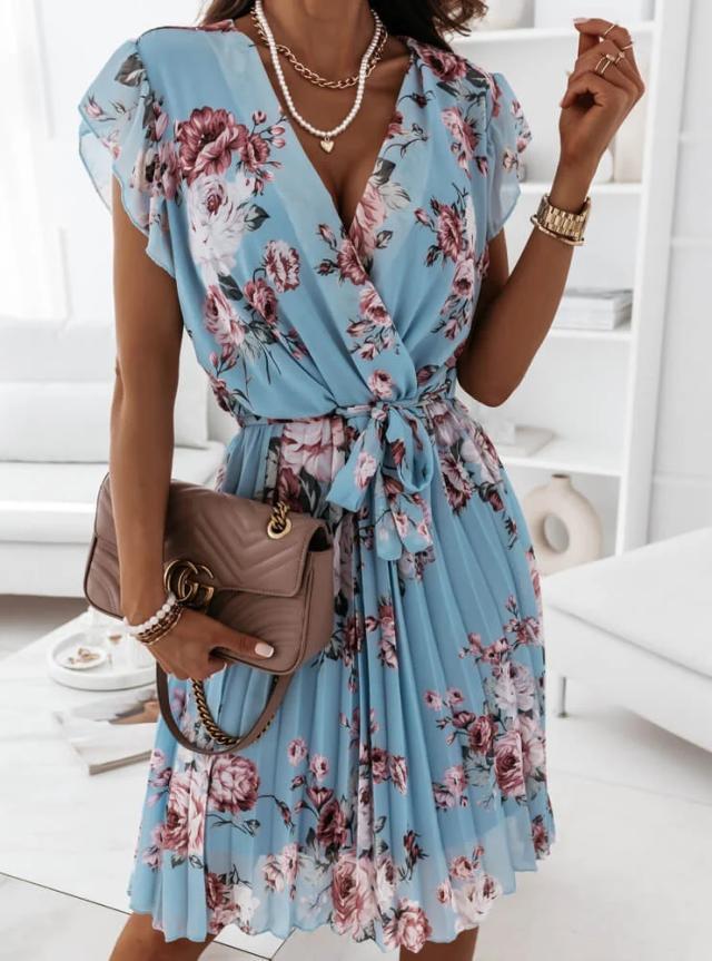 Casual Chic V-Neck Dress – Trendy Digital Print for Summer