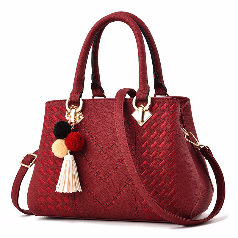 Stylish Women's Luxury Handbags – Trendy & Upscale for the Fashion-Forward