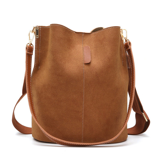 Scrub Bucket Shoulder Bag – Chic and Functional Design for Everyday Use