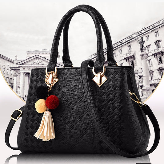 Stylish Women's Luxury Handbags – Trendy & Upscale for the Fashion-Forward