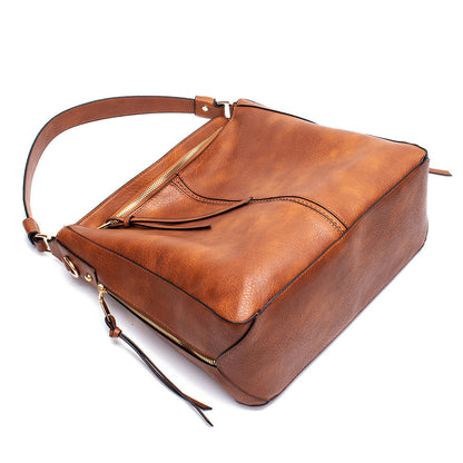 Fashionable Hobo Handbag – Trendy Style for the Modern Woman